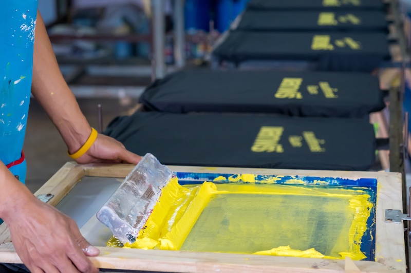 Druckverfahren Siebdruck Kleidung bedrucken